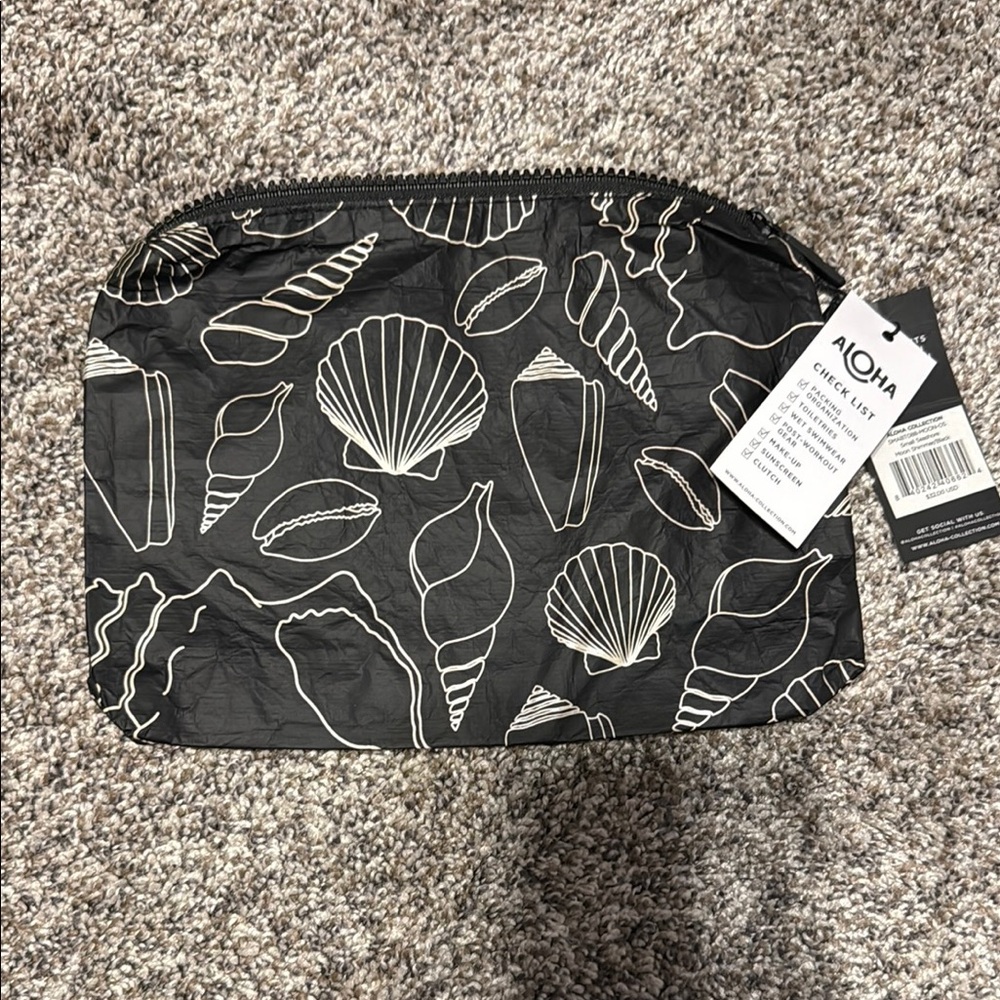 ALOHAS Black Seashell Pattern Pouch